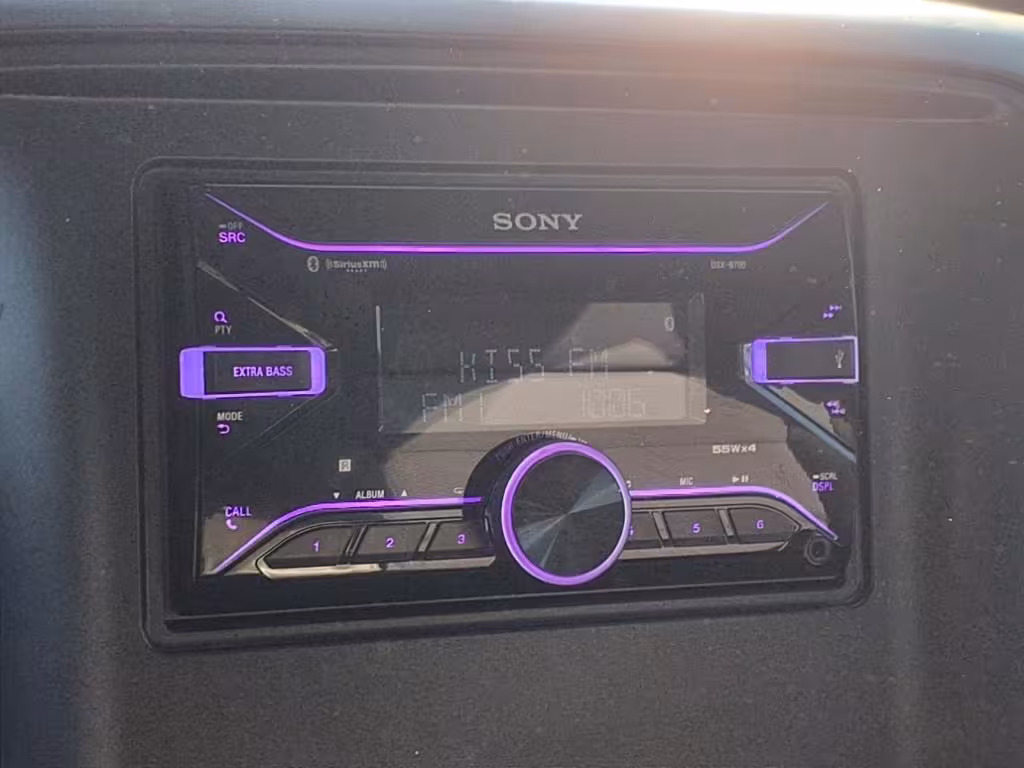 2017 GMC Sierra 1500 - 1GTV2LECXHZ239163 - Image #5