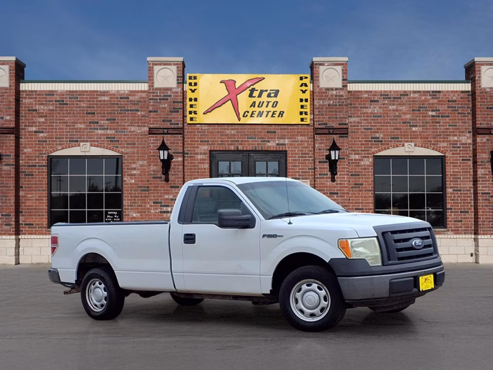 2010 Ford F-150 STX Regular Cab 126-in Styleside's photo