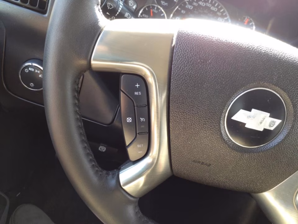 2012 Chevrolet Express LS - Photo 10