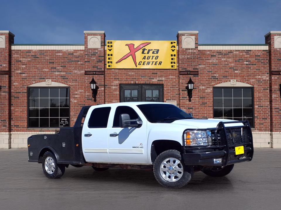 2011 Chevrolet Silverado HD 1LT Crew Cab SWB's photo