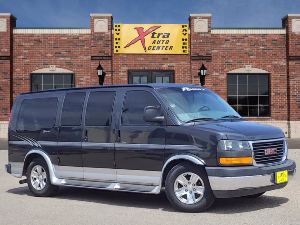 2003 GMC Savana 1500's photo