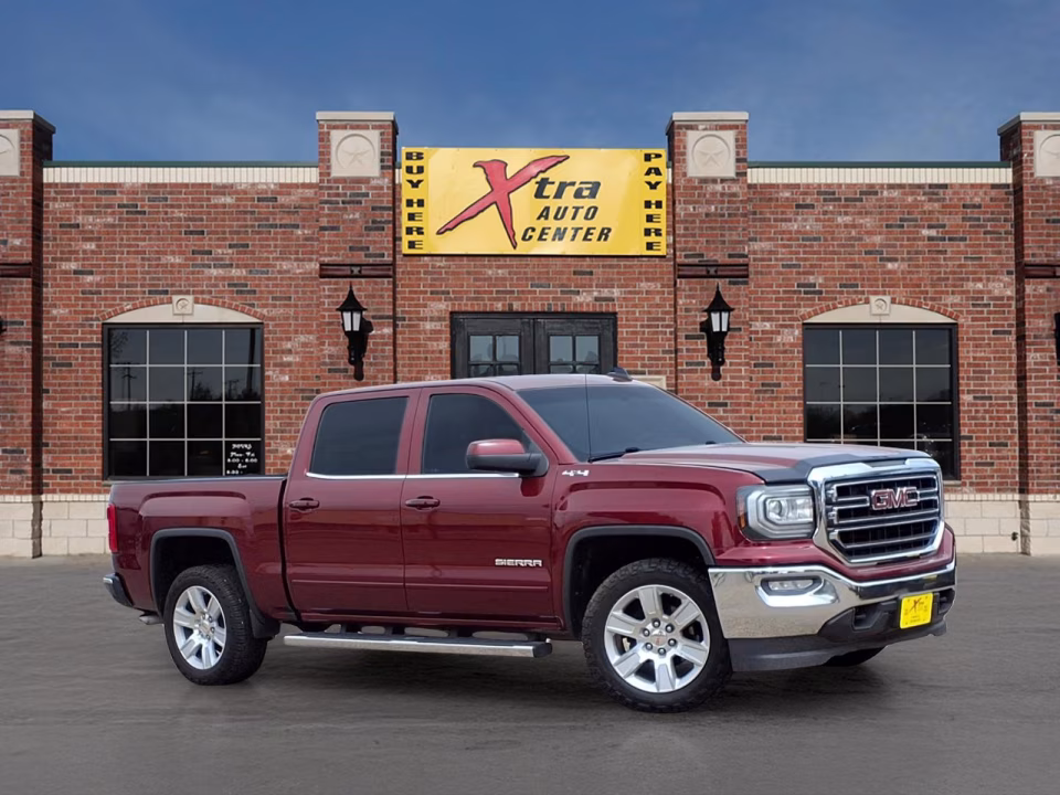 2017 GMC Sierra 4WD Crew Cab Short Box SLE's photo